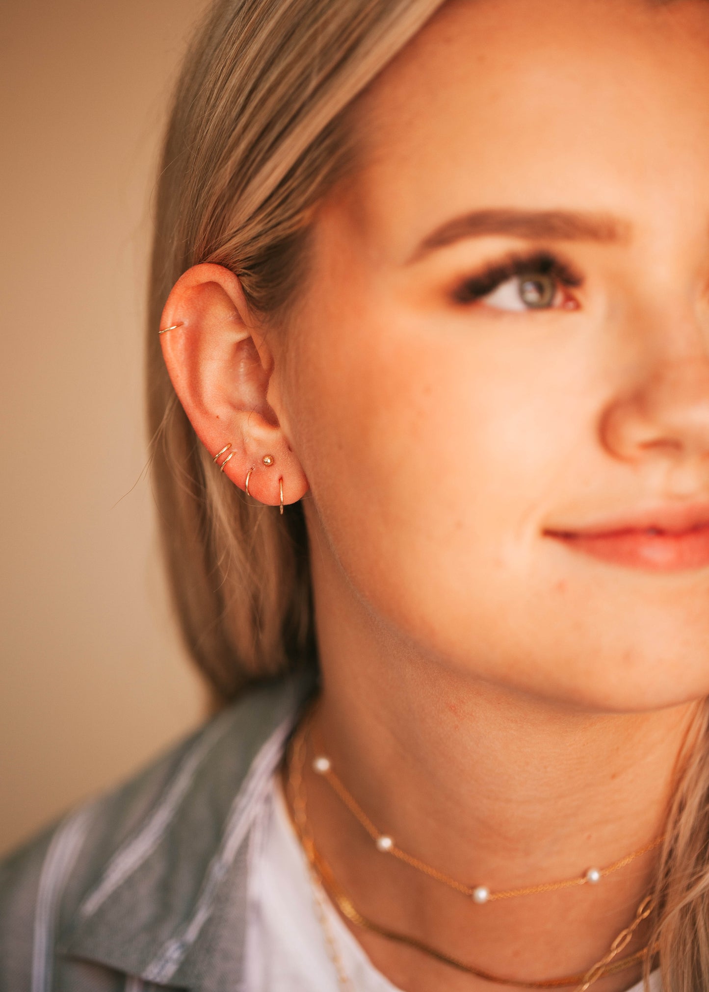 Tiny Twist Earring – 4mm + 10mm
