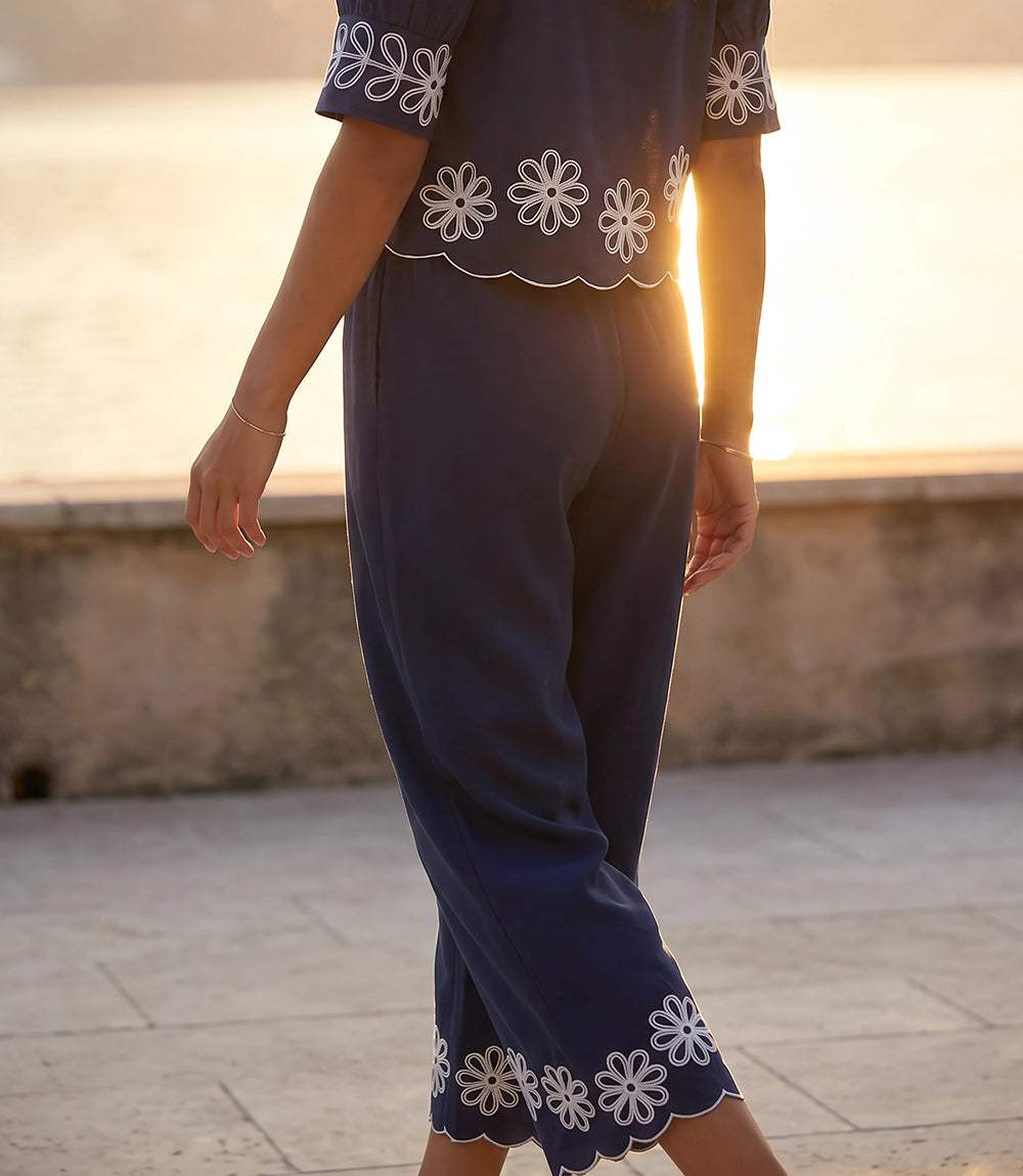 Petite Size Scallop Drawstring Pants