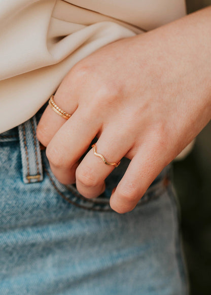 Squiggle Ring