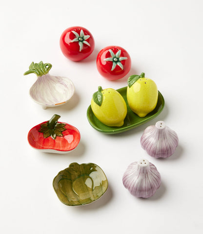 Tomato Salt And Pepper Shaker Set