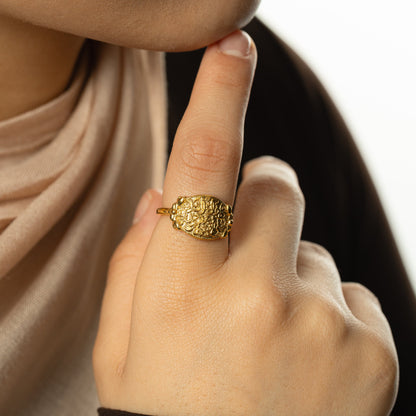 "Walk to Me, and I'll run to you" Medallion Ring | Women