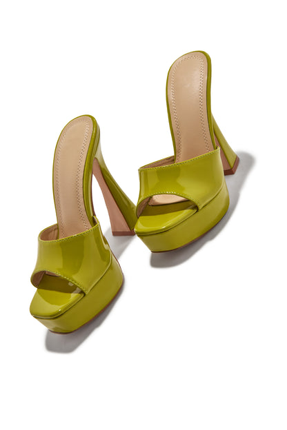 Jianna Platform Heel Mules - Lime